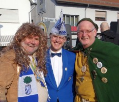 Bilderstrecke vom Nusslocher Faschingszug – Tolles Wetter, super Stimmung!