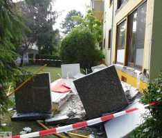 Gute Nachrichten vom Nußlocher Balkonsturz: Vater und Sohn nur leicht verletzt