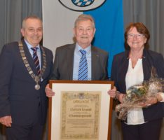 Verleihung des Nußlocher Ehrenbürgerrechts an Gemeinderat Gerhard Leypold