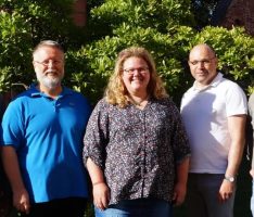 Kath. Seelsorgeteam personell durch Kooperator Hipp und Gemeindereferentin Ziegler ergänzt