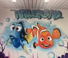 Das neue Gesicht des Hallenbades – Nemo und Nori begeistern Besucher