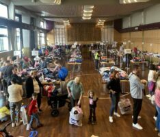 31. Kinderkleider und Spielzeugbazar des Apfelbäumchen Nußloch e.V.