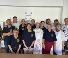 Strahlendes Wetter und Feierlaune: Das Vatertagsfest an der Schillerschule