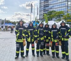 Feuerwehr Nußloch meistert den KölnTurm Treppenlauf: Ein Wettkampf der Extraklasse