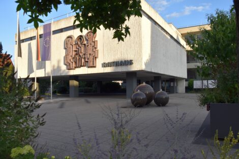 Rathaus Sandhausen feiert 50 Jahre mit Tag der offenen Tür