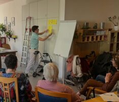 Praxisnaher Sturzpräventions-Workshop: <br> Stolperfallen erkennen und entschärfen