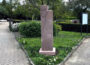 Das Denkmal hat seinen Platz gefunden