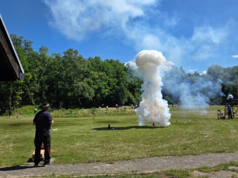 Feuerwehr Nußloch begleitet Böllerschützenfest mit Brandsicherheitswache