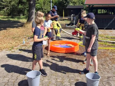 Sommerliche Übungen bei den Feuerdrachen
