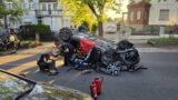 Schwerer Verkehrsunfall in Wiesloch: BMW überschlägt sich in 30er Zone