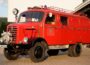 Wiesen-Treff mit historischem Feuerwehrauto