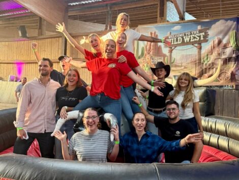 Ortsmeisterschaft im Bullriding sorgt für Western-Atmosphäre in Nußloch