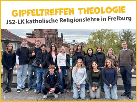 Gipfeltreffen Theologie: Schülerinnen und Schüler diskutieren über die Frage nach dem Leid